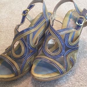 Women’s Sandal, size 8